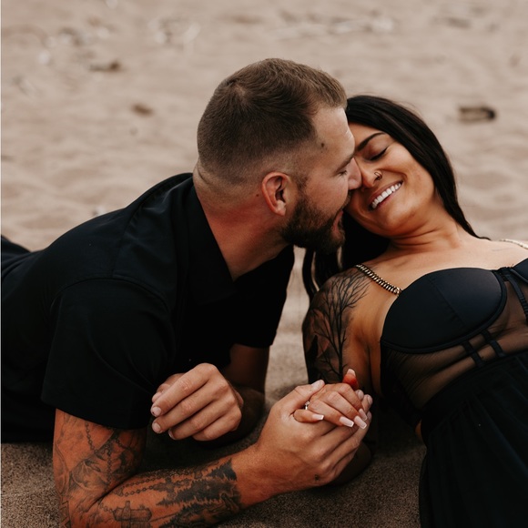 Meet your Posher, Lea - Picture 1 of 1